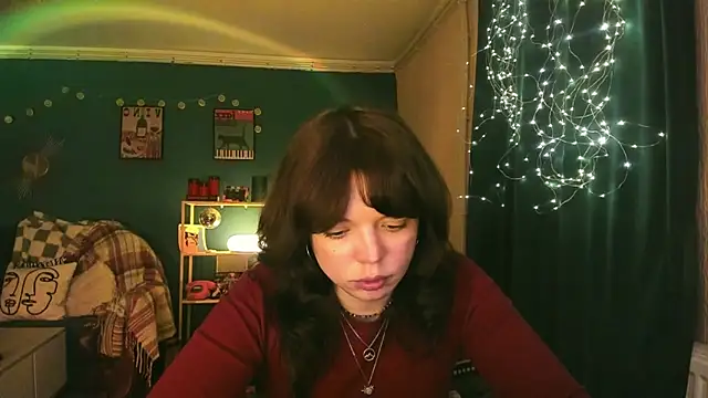 ClancyMorissey online show from April 1, 5:43 pm