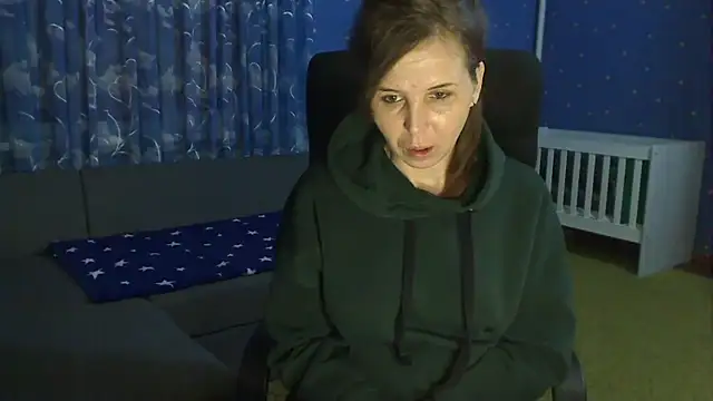 loveis007 online show from February 2, 12:53 am