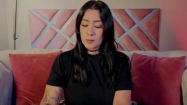  kelly hous36 online show from May 25, 12:55 pm