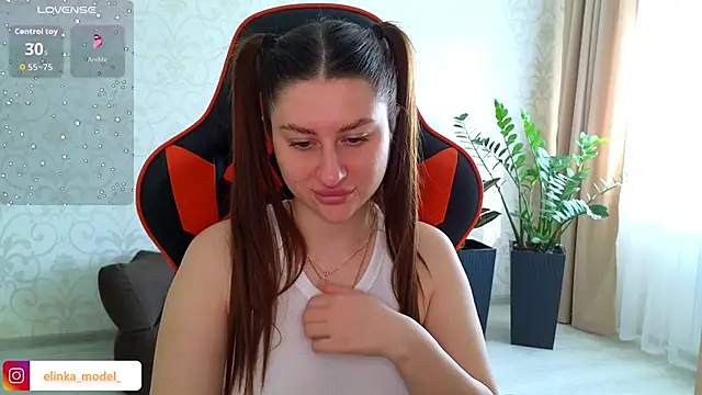 Snapshot of Elishka_ chatting on October 4, 6:55 am Elishka  online show from October 4, 6:55 am