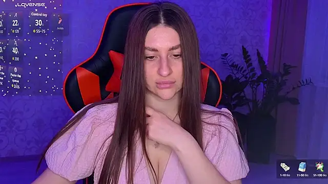 Snapshot of Elishka_ chatting on October 12, 5:45 pm Elishka  online show from October 12, 5:45 pm