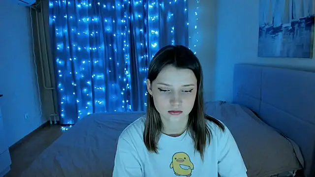 Snapshot of SoniNesti chatting on December 21, 1:32 pm SoniNesti online show from December 21, 1:32 pm