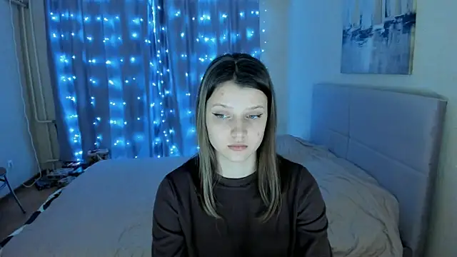 Snapshot of SoniNesti chatting on February 7, 3:08 pm SoniNesti online show from February 7, 3:08 pm