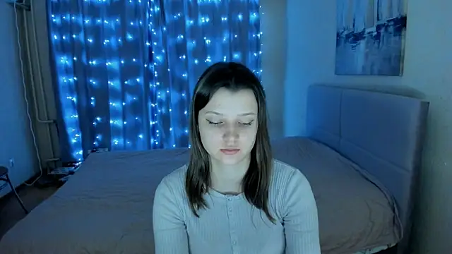 Snapshot of SoniNesti chatting on February 12, 3:05 pm SoniNesti online show from February 12, 3:05 pm