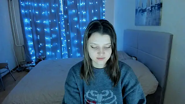 Snapshot of SoniNesti chatting on February 14, 12:36 pm SoniNesti online show from February 14, 12:36 pm