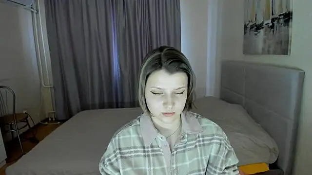 Snapshot of SoniNesti chatting on February 26, 2:57 pm SoniNesti online show from February 26, 2:57 pm