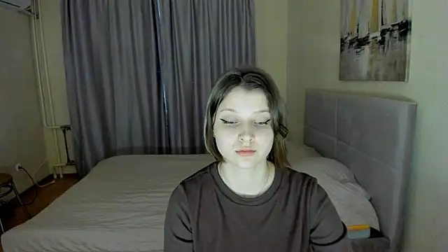 Snapshot of SoniNesti chatting on March 6, 2:40 pm SoniNesti online show from March 6, 2:40 pm