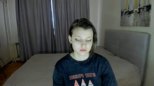 Snapshot of SoniNesti chatting on March 8, 11:37 am SoniNesti online show from March 8, 11:37 am