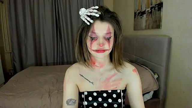 Snapshot of SoniNesti chatting on October 31, 2:51 pm SoniNesti online show from October 31, 2:51 pm