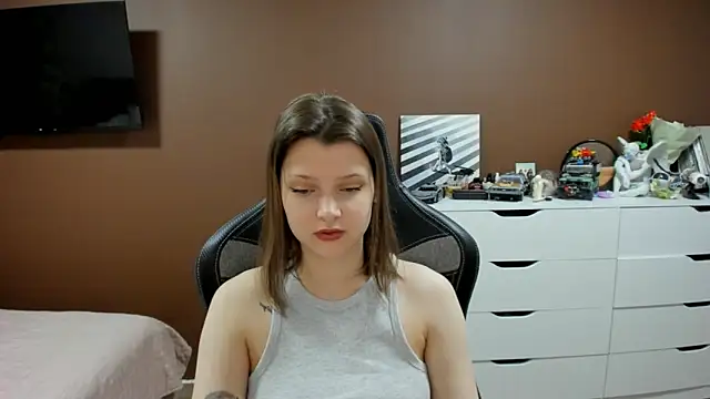 SoniNesti online show from March 17, 2:42 pm