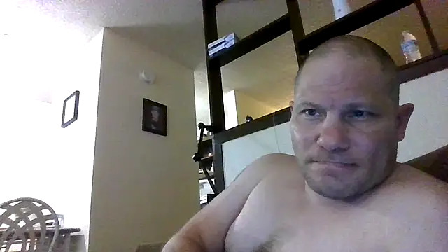 Alwayshard421 online show from August 2, 10:41 pm
