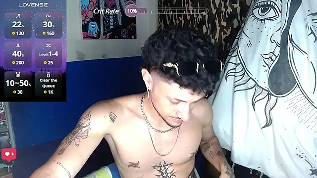 Snapshot of Apolo_S chatting on December 17, 8:54 pm Apolo S online show from December 17, 8:54 pm