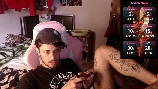Snapshot of Apolo_S chatting on March 7, 10:40 pm Apolo S online show from March 7, 10:40 pm