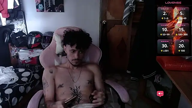 Snapshot of Apolo_S chatting on August 8, 7:16 pm Apolo S online show from August 8, 7:16 pm