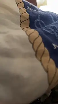 Snapshot of Pierced_Beauty chatting on November 1, 7:10 am Pierced Beauty online show from November 1, 7:10 am