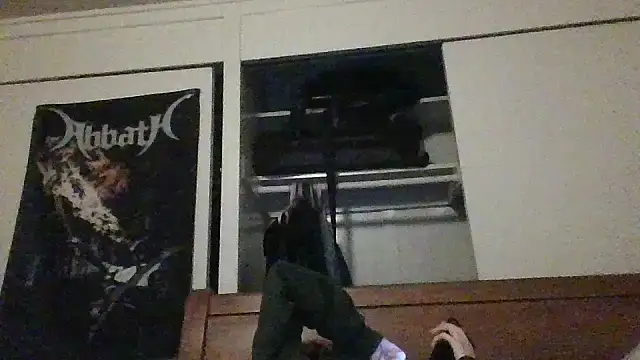 petitedoll29 online show from December 3, 6:26 am