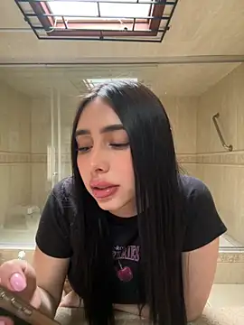 isabella jade online show from October 22, 1:22 pm