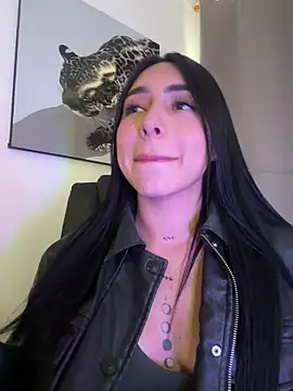 isabella jade online show from March 31, 9:04 pm