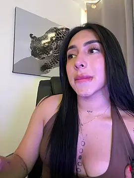 isabella jade online show from April 1, 8:17 pm