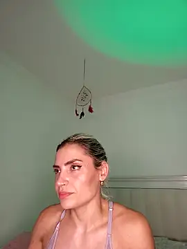 ASHLEY BLAIR online show from September 18, 9:28 pm