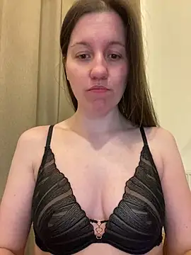 Nicole-Ray online show from March 23, 8:46 pm