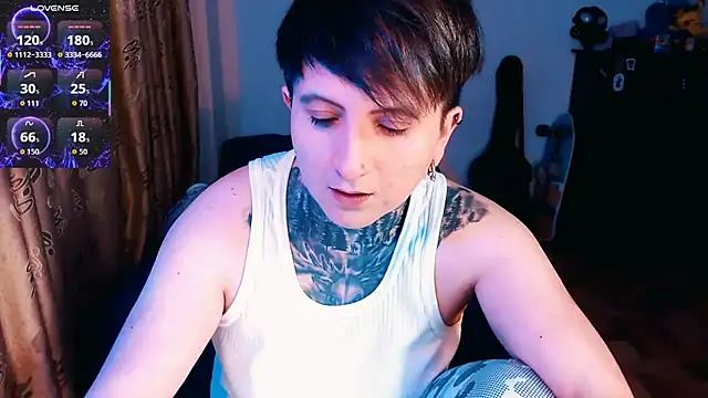 Marieblueeyes online show from October 23, 4:34 am