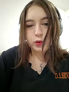 Yammy Yumi online show from October 31, 4:13 am