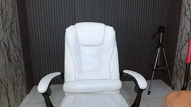 Snapshot of ManSant chatting on September 19, 5:13 pm ManSant online show from September 19, 5:13 pm