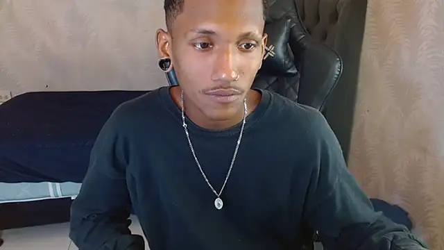 Snapshot of ManSant chatting on September 26, 4:11 pm ManSant online show from September 26, 4:11 pm