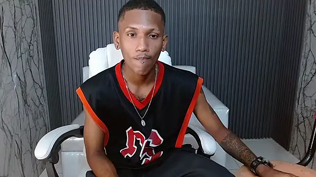 Snapshot of ManSant chatting on October 18, 3:02 pm ManSant online show from October 18, 3:02 pm