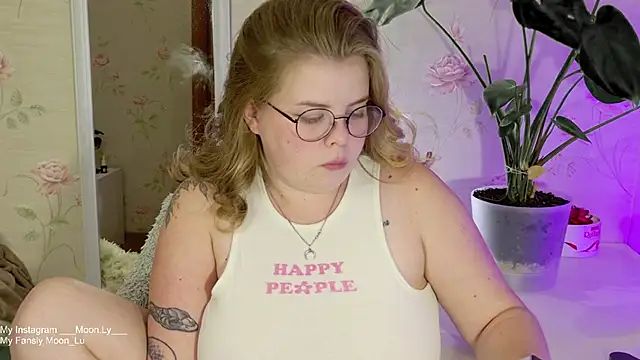 sinnamon  online show from September 21, 7:04 pm