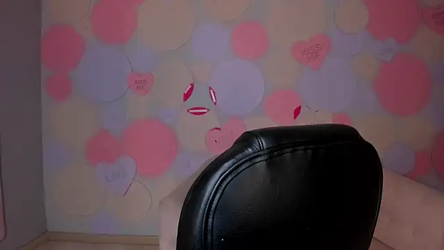 DannaGibbs online show from December 13, 3:16 am