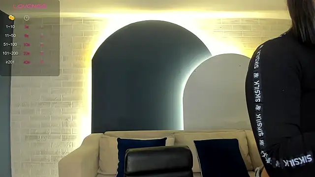 DannaGibbs online show from January 28, 7:42 pm