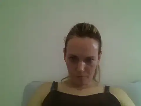 Annylove1 online show from January 31, 12:39 am