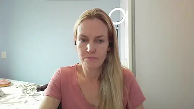 Annylove1 online show from February 27, 12:38 pm