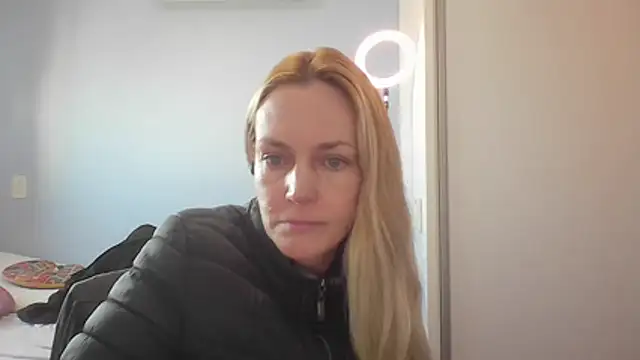 Annylove1 online show from May 13, 12:13 pm