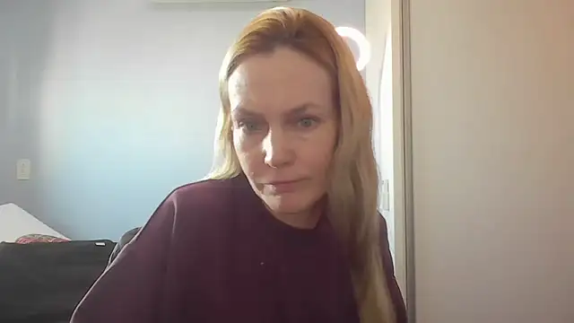 Annylove1 online show from June 17, 12:40 pm