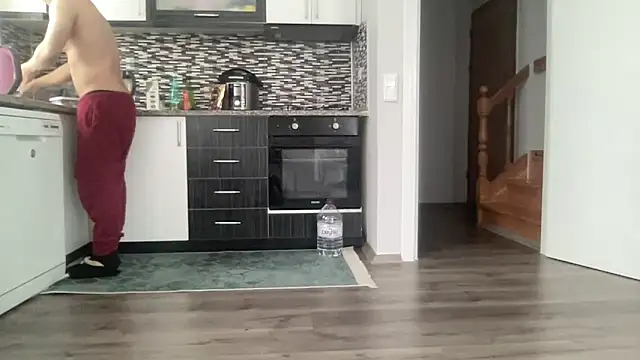 Snapshot of ALPHANDRE chatting on March 3, 5:53 am ALPHANDRE online show from March 3, 5:53 am