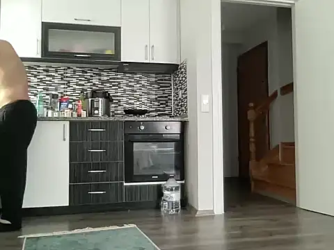 Snapshot of ALPHANDRE chatting on March 9, 7:45 am ALPHANDRE online show from March 9, 7:45 am