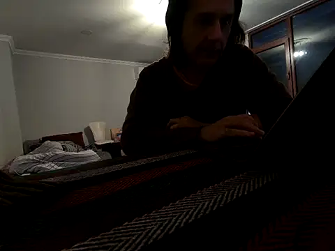 ALPHANDRE online show from November 3, 6:20 pm