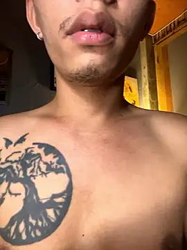 xlovercum online show from January 12, 6:13 pm