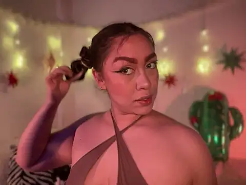 Im sophiie online show from December 3, 5:20 am