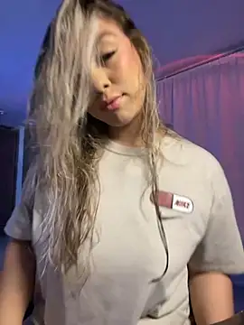 Im sophiie online show from September 26, 6:39 am