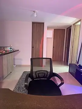 Im sophiie online show from October 3, 6:32 am