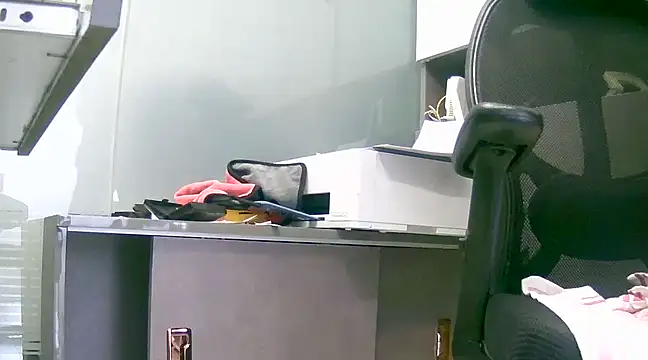 Snapshot of kavipanty chatting on March 6, 8:52 am kavipanty online show from March 6, 8:52 am