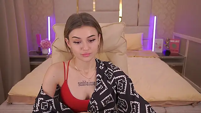 Lili Danger online show from January 18, 5:04 pm