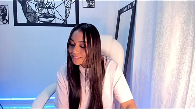 Snapshot of Ciara8 chatting on January 11, 2:09 am Ciara8 online show from January 11, 2:09 am