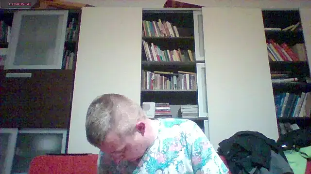 Matttthees online show from April 2, 4:43 am