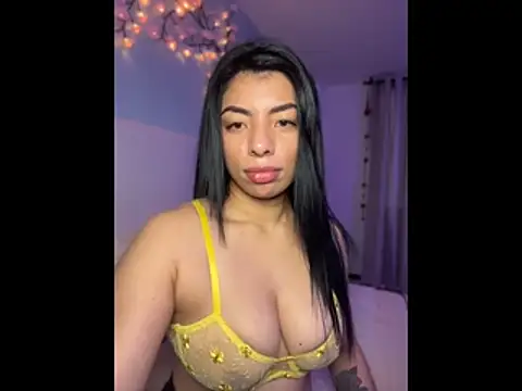 Snapshot of Miaparkerss_ chatting on June 20, 10:56 pm Miaparkerss online show from June 20, 10:56 pm