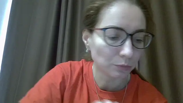 Snapshot of Ashleyspice chatting on February 18, 7:37 am Ashleyspice online show from February 18, 7:37 am